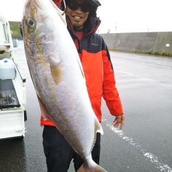 康仁丸・ジギング釣り果